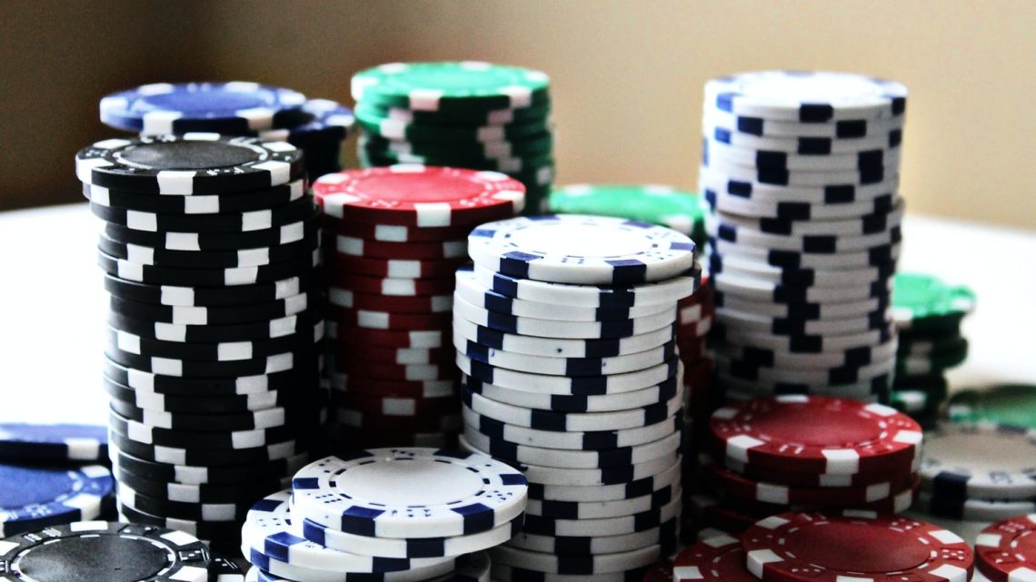 Секреты для выбора качественных покерных фишек