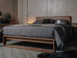 Як обрати та купити найкраще дерев'яне ліжко
